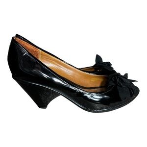 Geox peep toe cone heel patent leather heels size 39